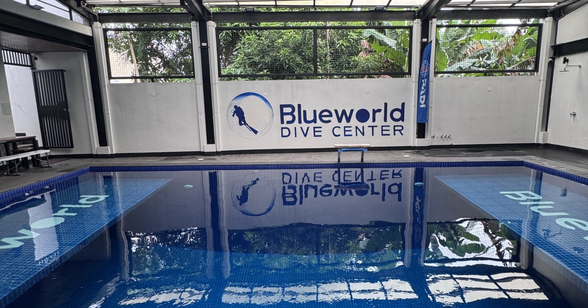 Freediving at Blueworld Dive Center, Parañaque